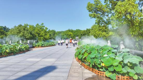 大足石刻景区启用雾森系统
