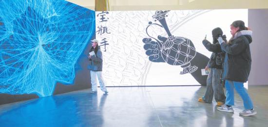 “美时美刻：中国丝路遗产数字活化科技艺术季巡展”大足开幕